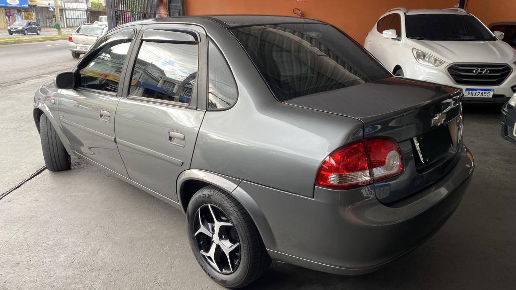 CHEVROLET Classic Sedan - Foto