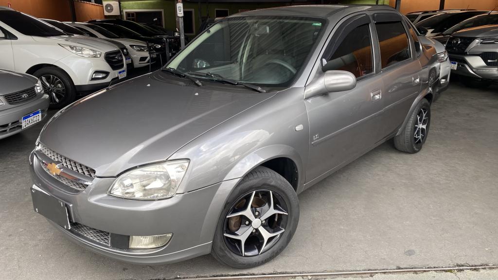 CHEVROLET Classic Sedan - Foto