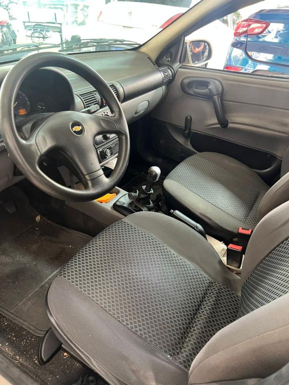 CHEVROLET Classic Sedan - Foto