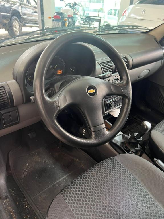 CHEVROLET Classic Sedan - Foto