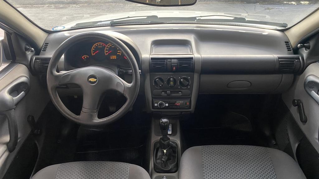 CHEVROLET Classic Sedan - Foto