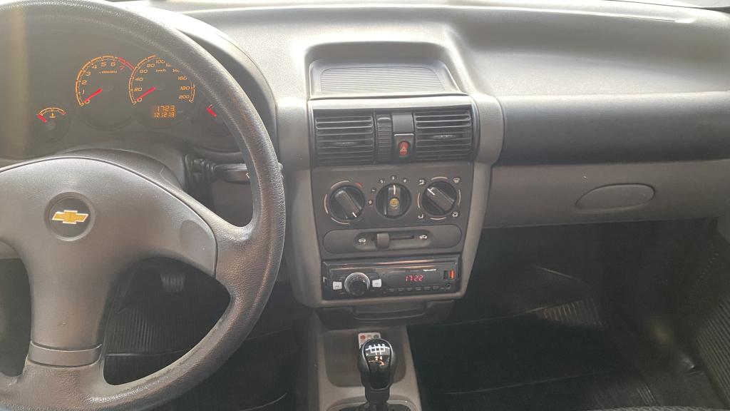 CHEVROLET Classic Sedan - Foto