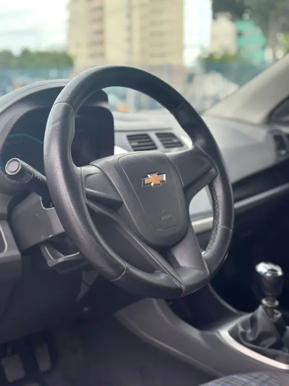 CHEVROLET Cobalt - Foto