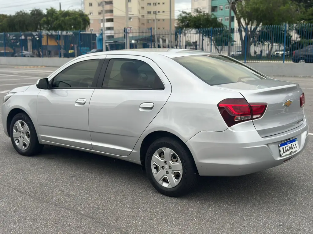 CHEVROLET Cobalt - Foto
