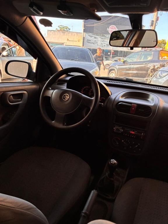 CHEVROLET Corsa Hatch - Foto