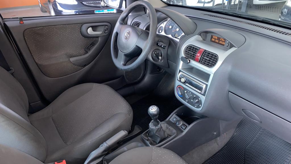 CHEVROLET Corsa Hatch - Foto