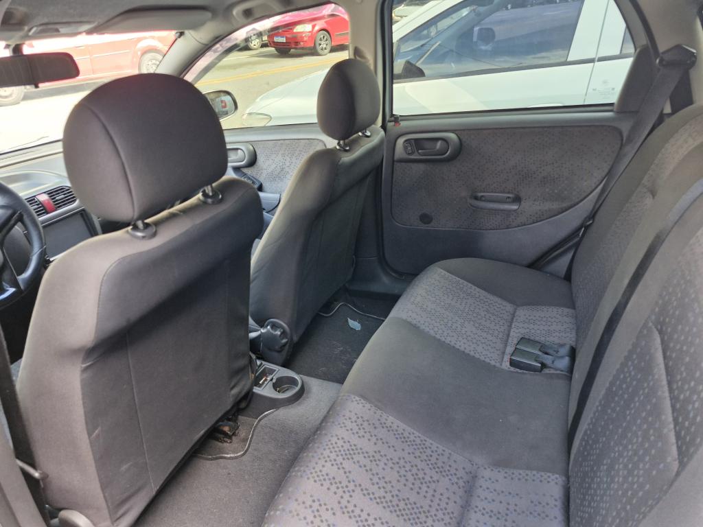 CHEVROLET Corsa Hatch - Foto