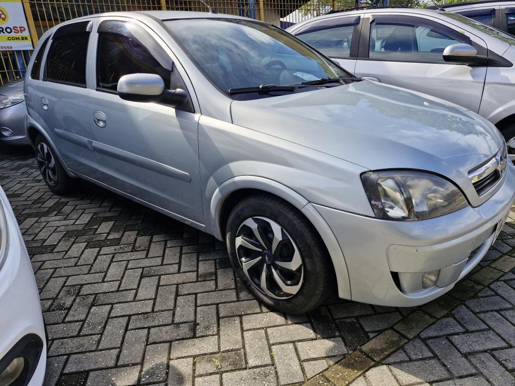 CHEVROLET Corsa Hatch - Foto