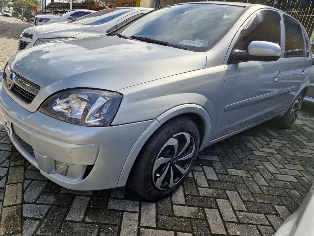 CHEVROLET Corsa Hatch - Foto