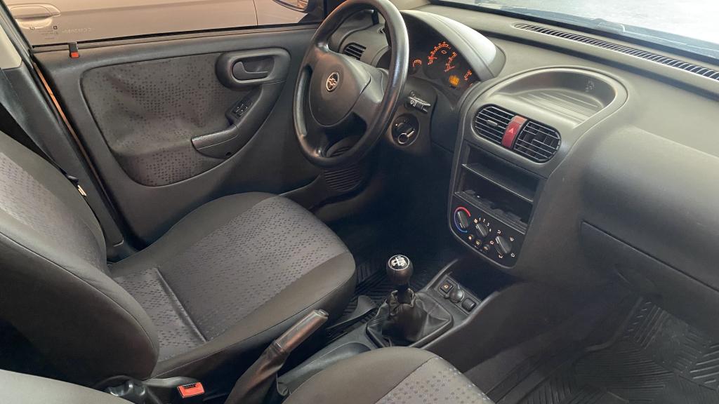 CHEVROLET Corsa Hatch - Foto