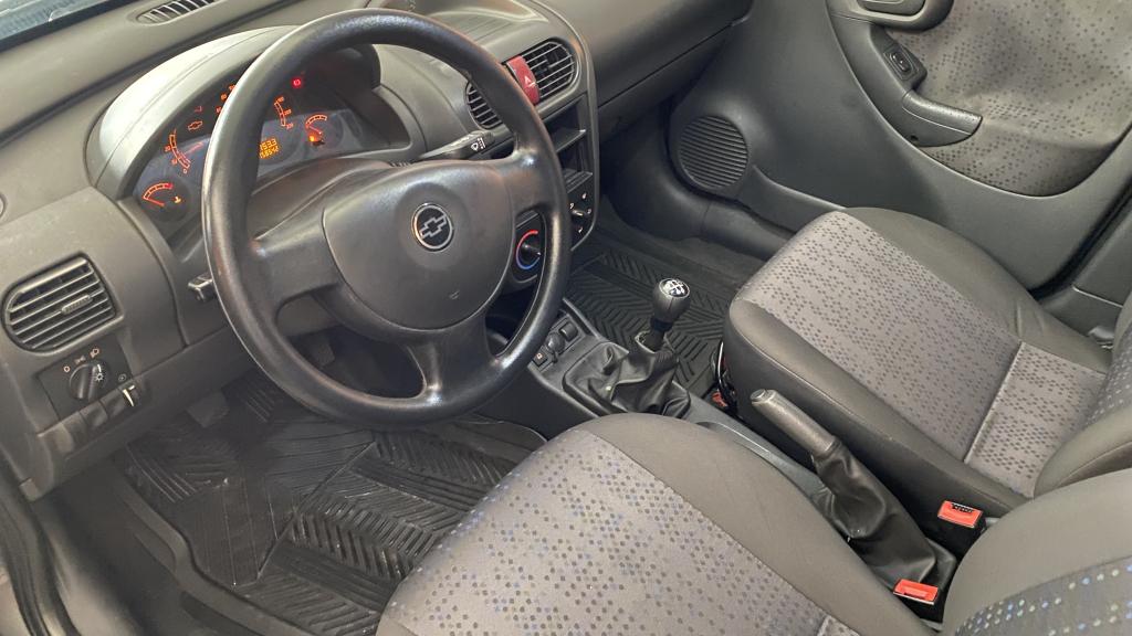 CHEVROLET Corsa Hatch - Foto