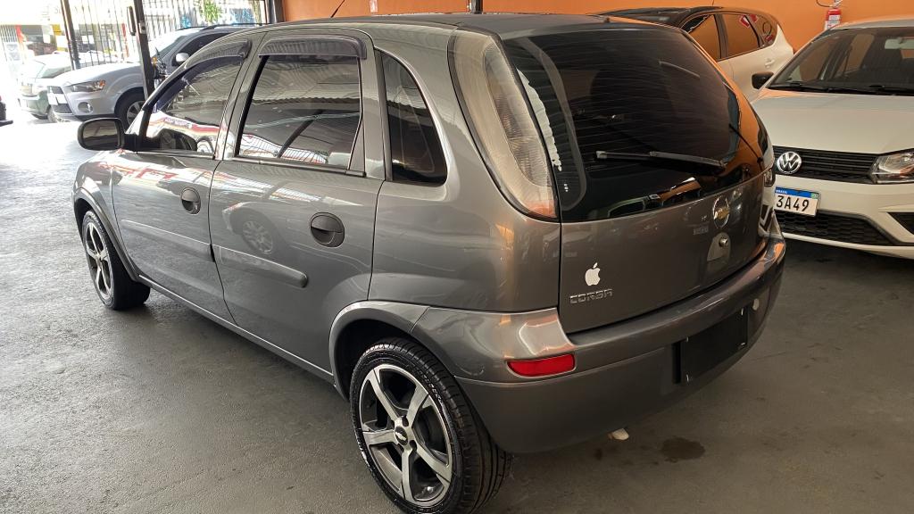 CHEVROLET Corsa Hatch - Foto
