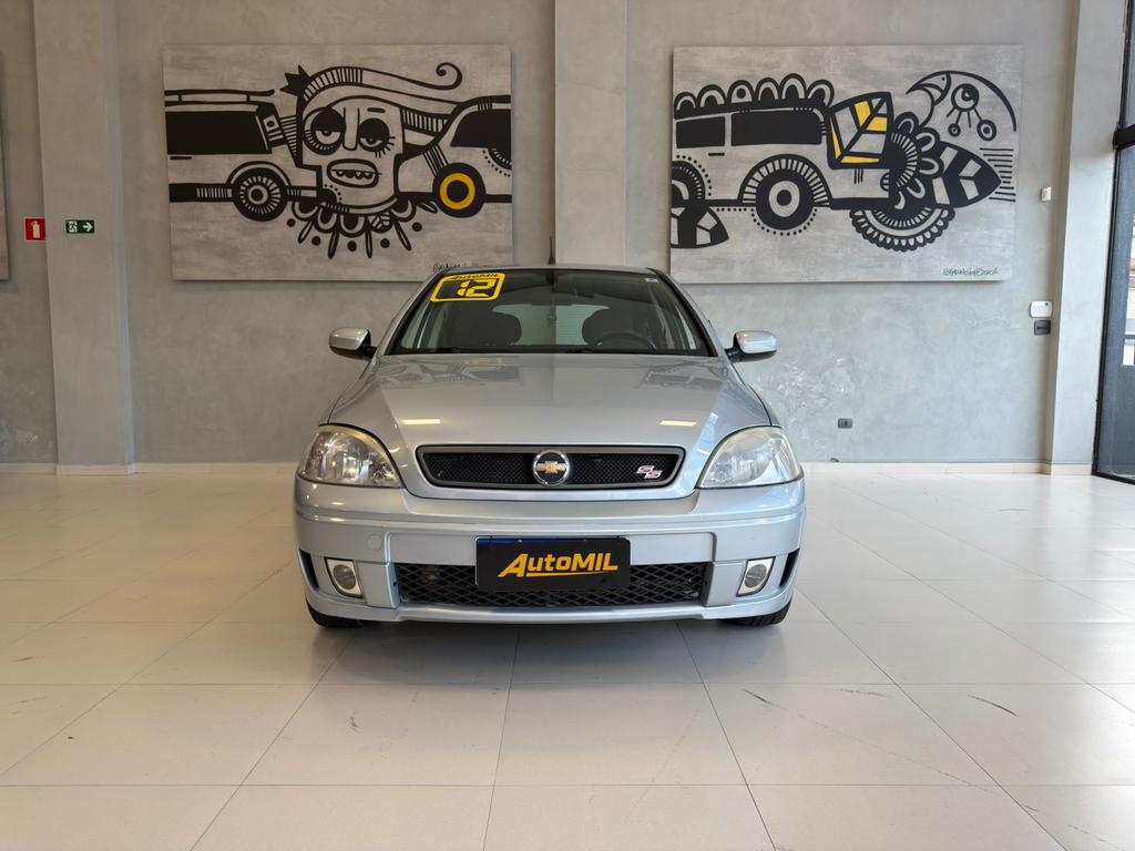 CHEVROLET Corsa Hatch - Foto