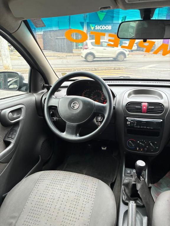 CHEVROLET Corsa Hatch - Foto