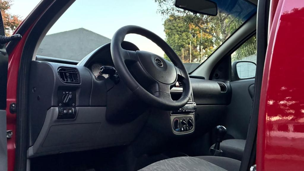 CHEVROLET Corsa Hatch - Foto
