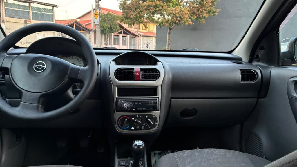 CHEVROLET Corsa Hatch - Foto