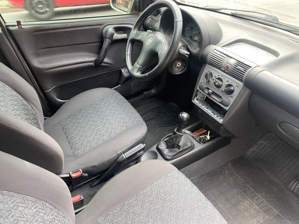 CHEVROLET Corsa Sedan - Foto