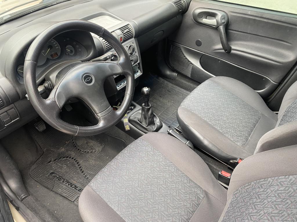 CHEVROLET Corsa Sedan - Foto