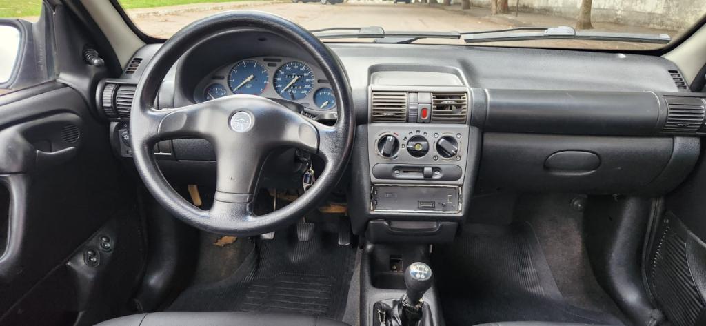 CHEVROLET Corsa Sedan - Foto