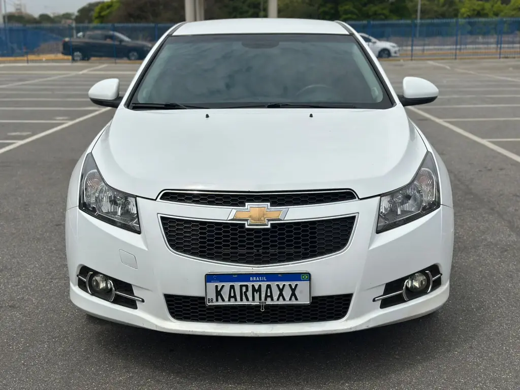 CHEVROLET Cruze Hatch - Foto