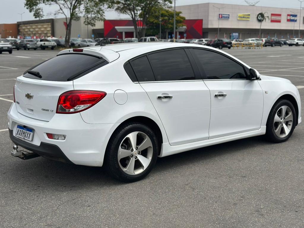 CHEVROLET Cruze Hatch - Foto