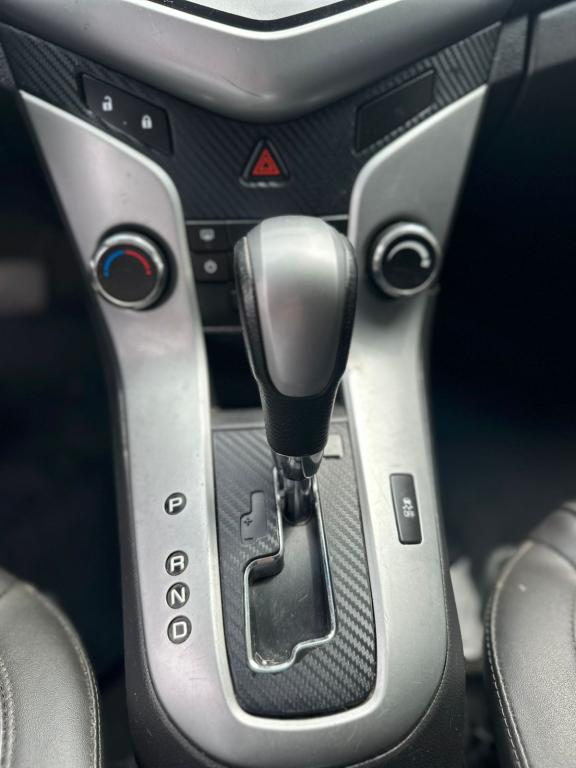 CHEVROLET Cruze Hatch - Foto