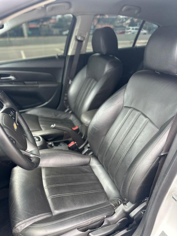 CHEVROLET Cruze Hatch - Foto