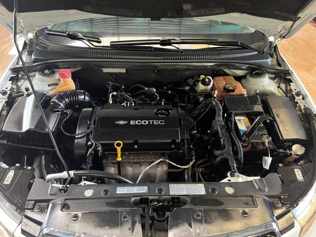 CHEVROLET Cruze Hatch - Foto