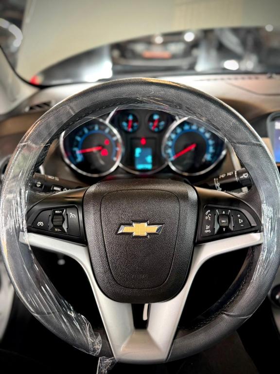 CHEVROLET Cruze Hatch - Foto