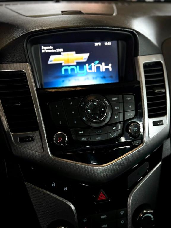 CHEVROLET Cruze Hatch - Foto