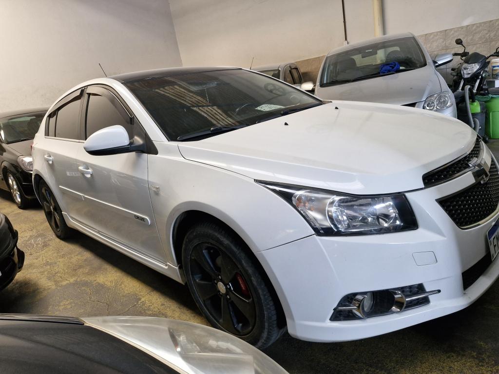 CHEVROLET Cruze Hatch - Foto