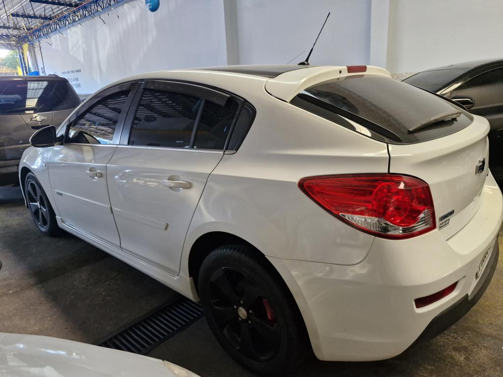 CHEVROLET Cruze Hatch - Foto