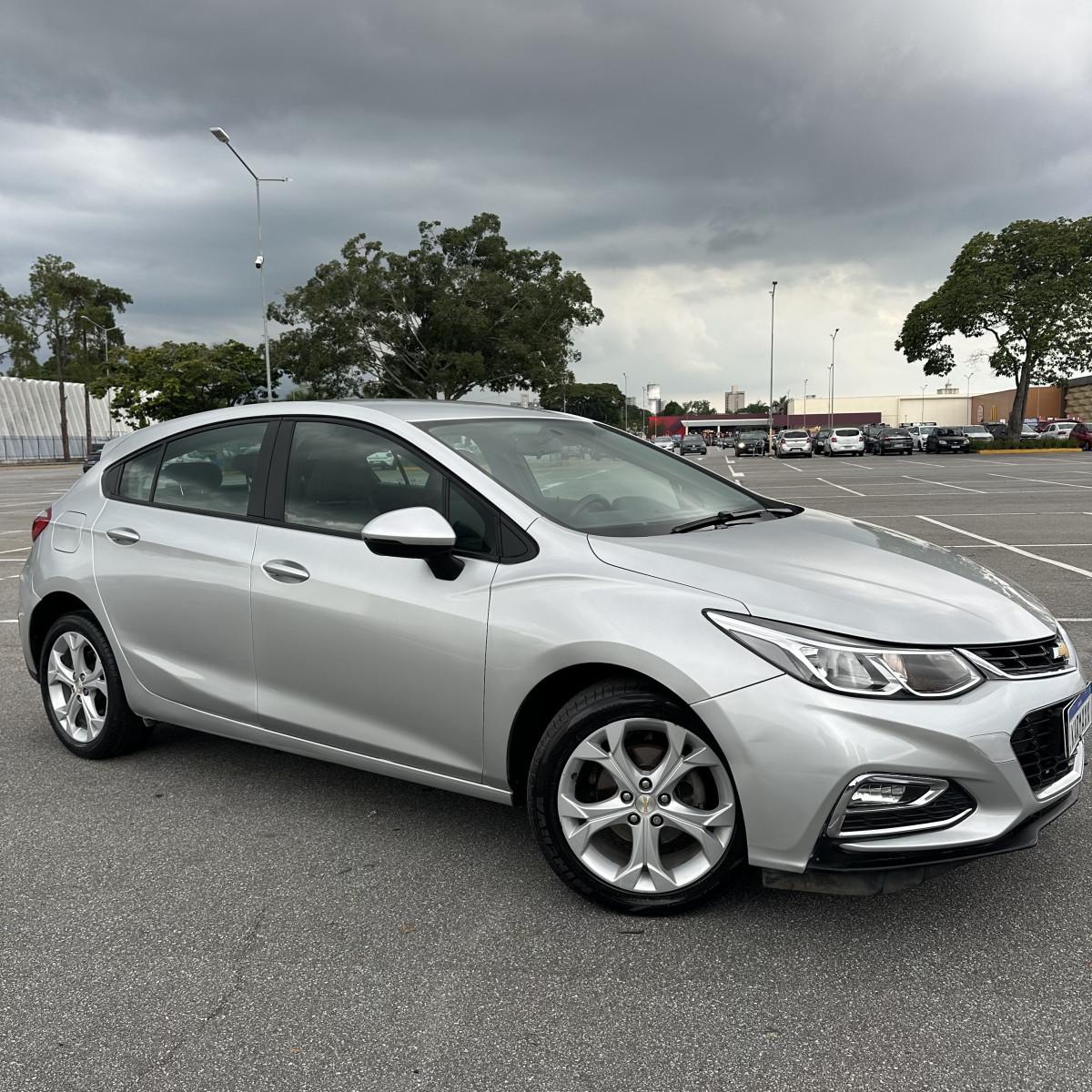 CHEVROLET Cruze Hatch - Foto