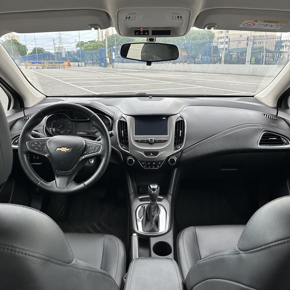 CHEVROLET Cruze Hatch - Foto