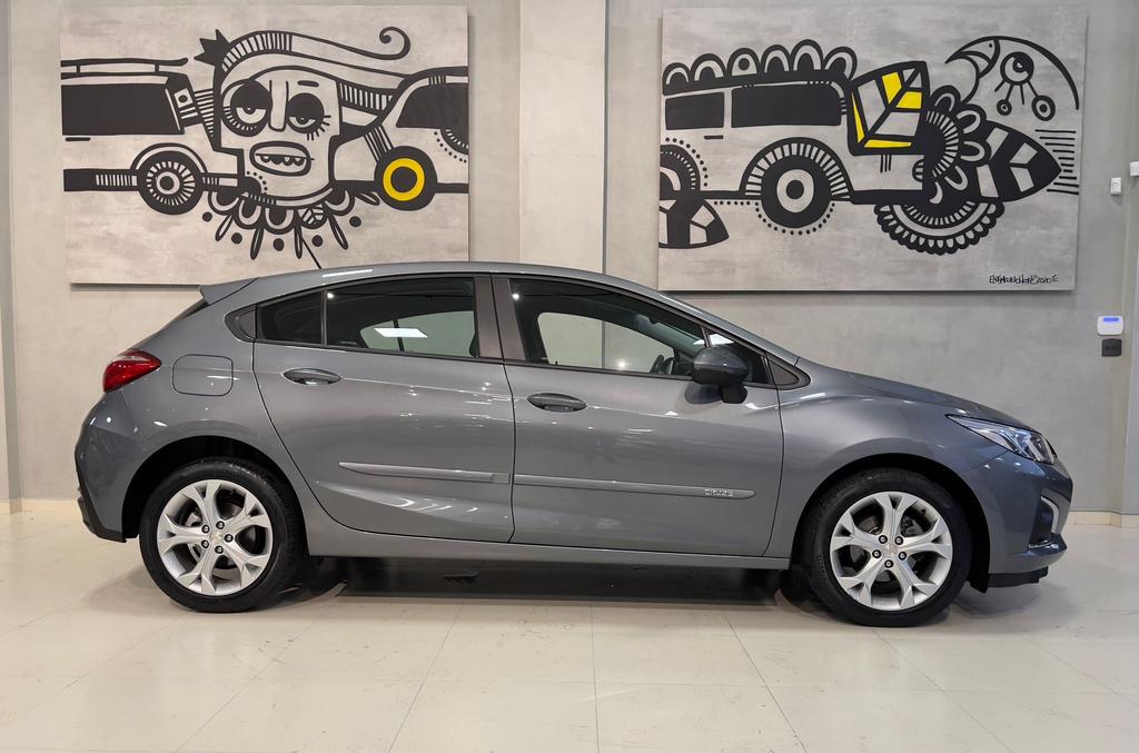 CHEVROLET Cruze Hatch - Foto