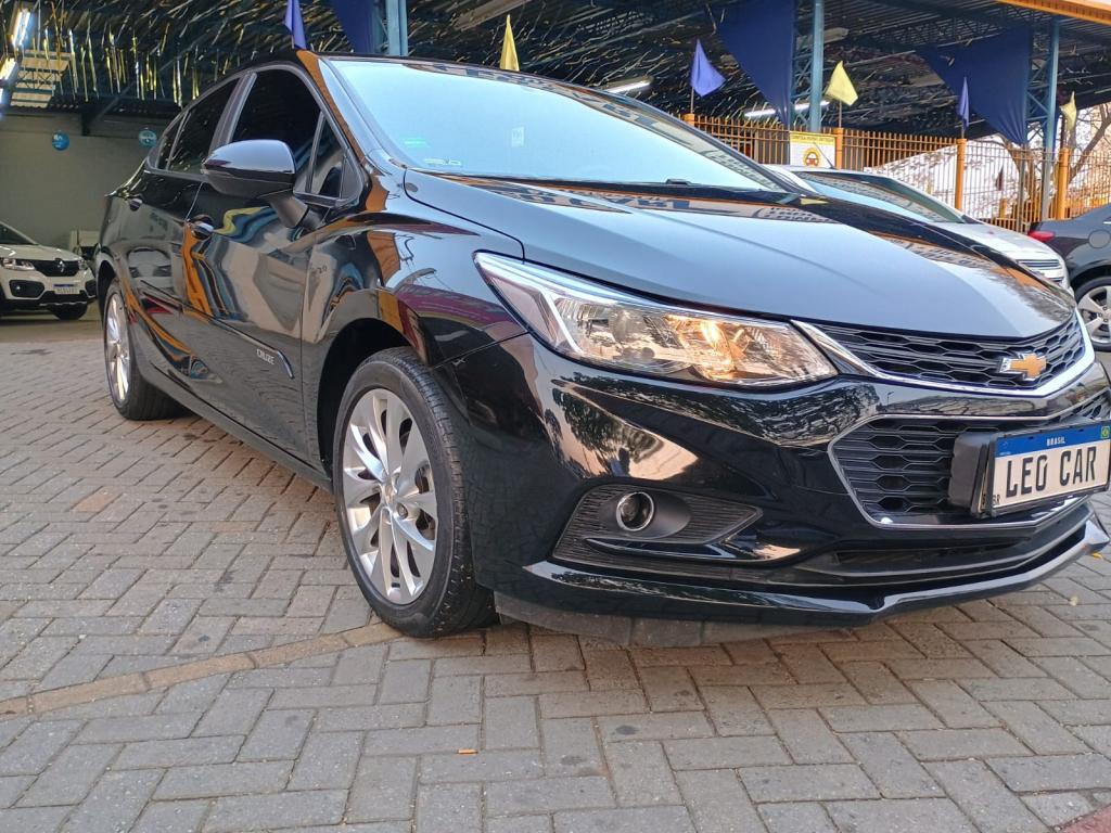 CHEVROLET Cruze Sedan - Foto