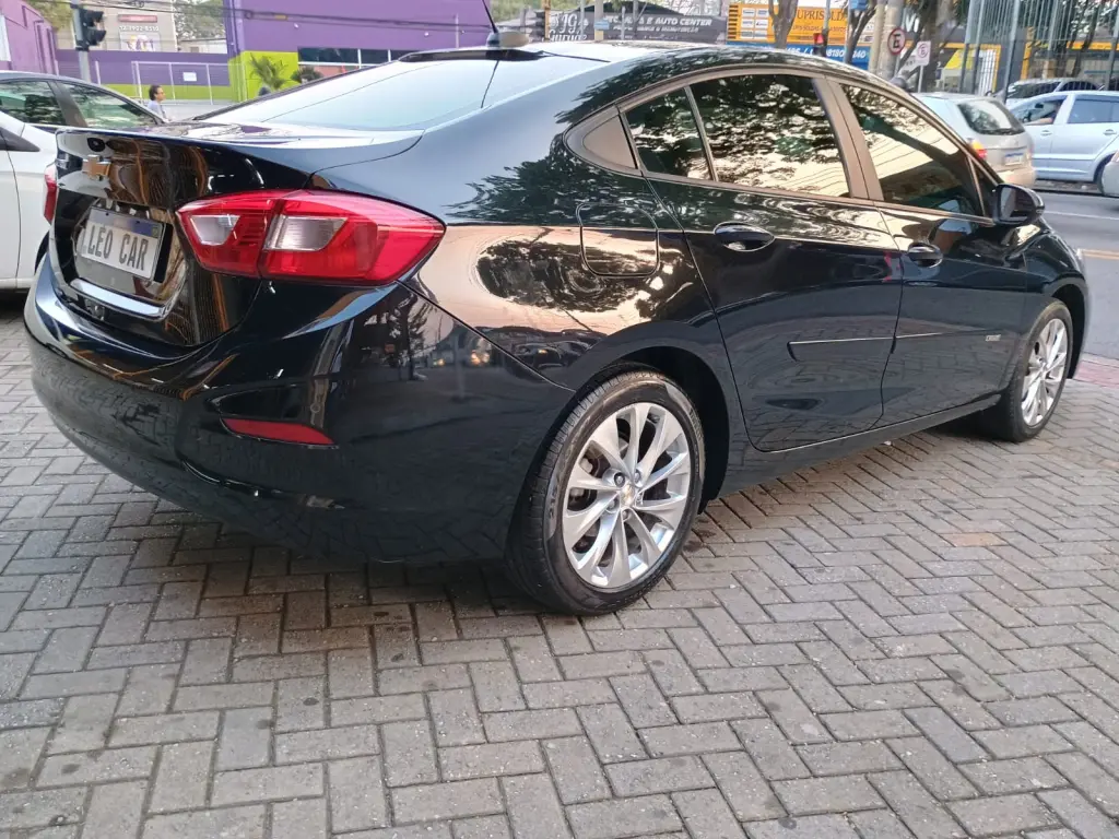 CHEVROLET Cruze Sedan - Foto