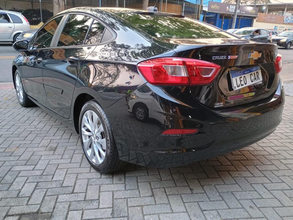 CHEVROLET Cruze Sedan - Foto