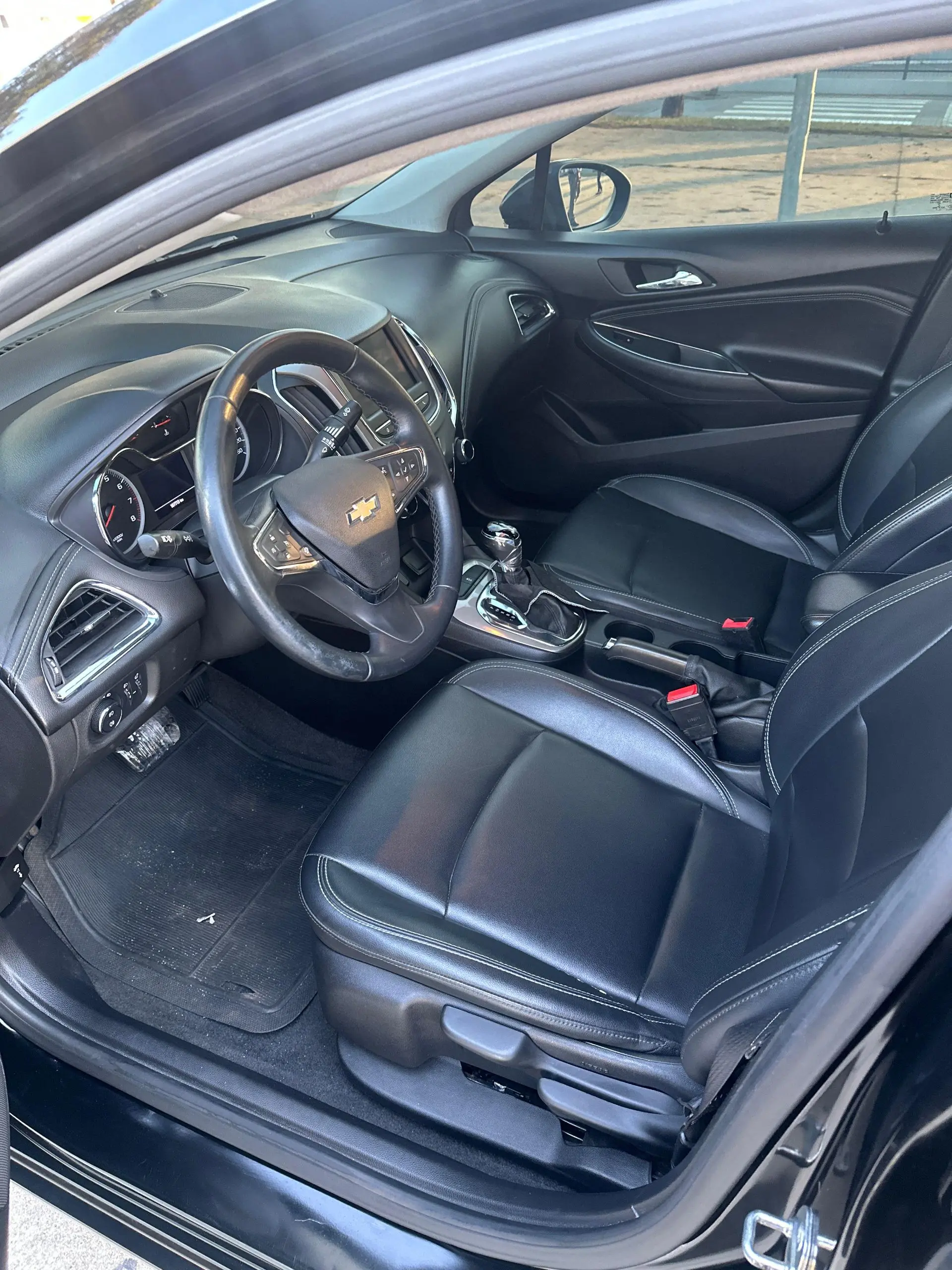 CHEVROLET Cruze Sedan - Foto