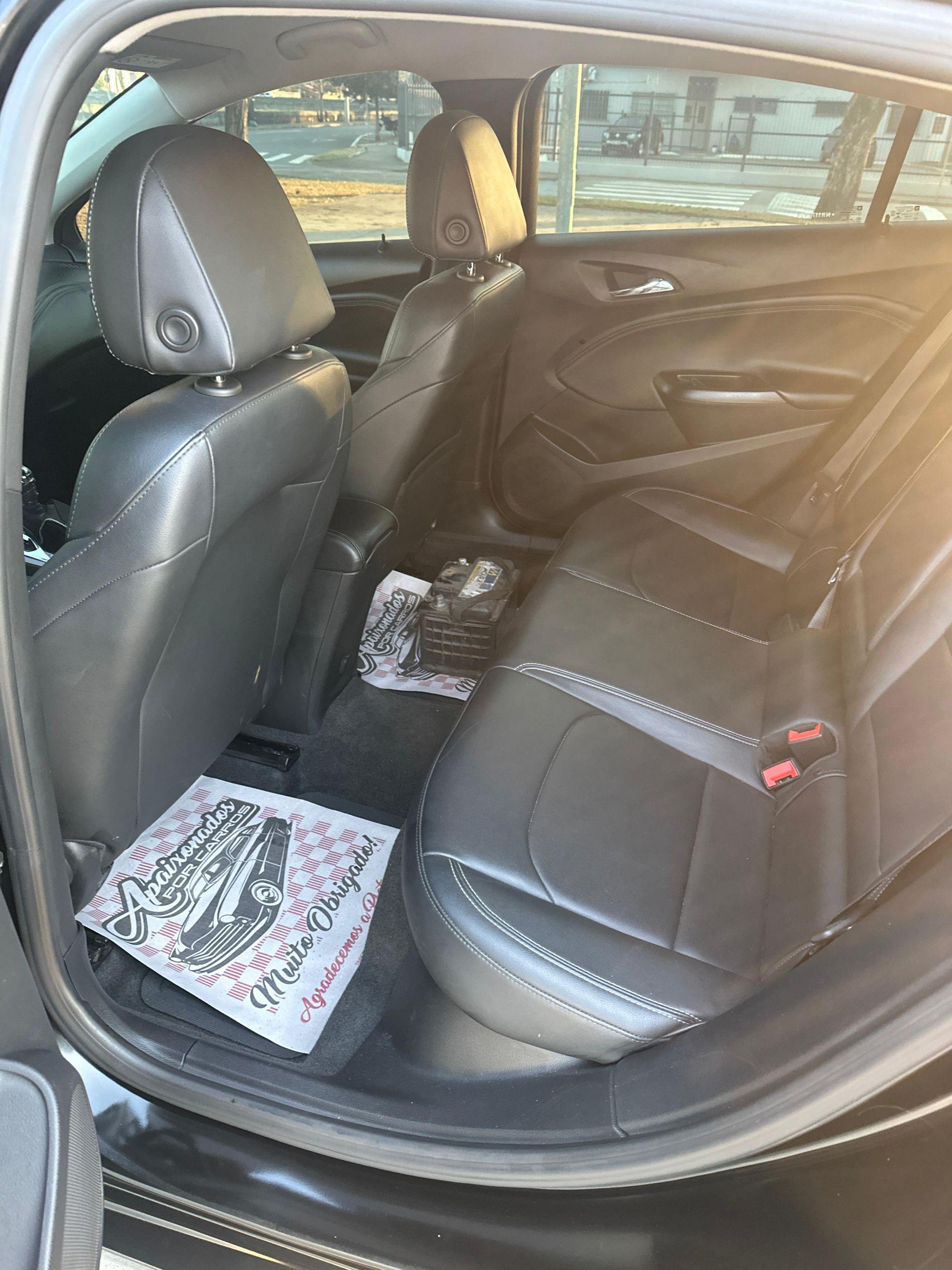 CHEVROLET Cruze Sedan - Miniatura