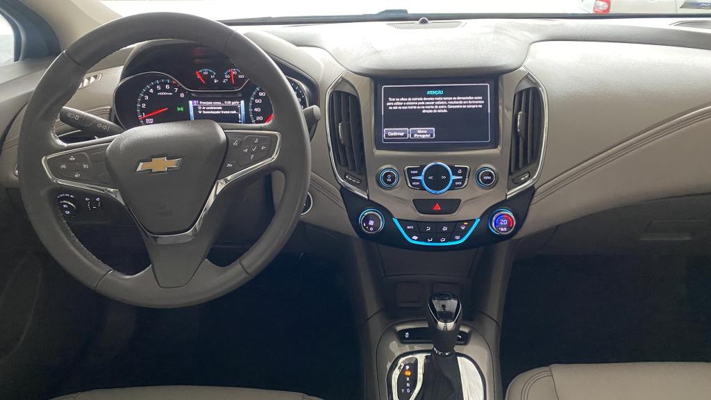 CHEVROLET Cruze Sedan - Foto