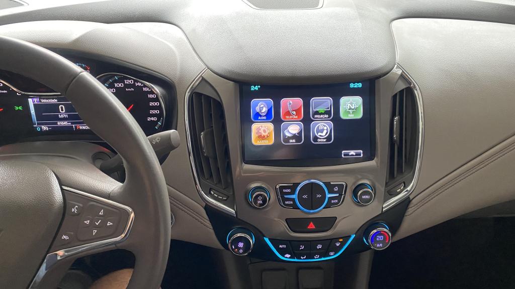 CHEVROLET Cruze Sedan - Foto