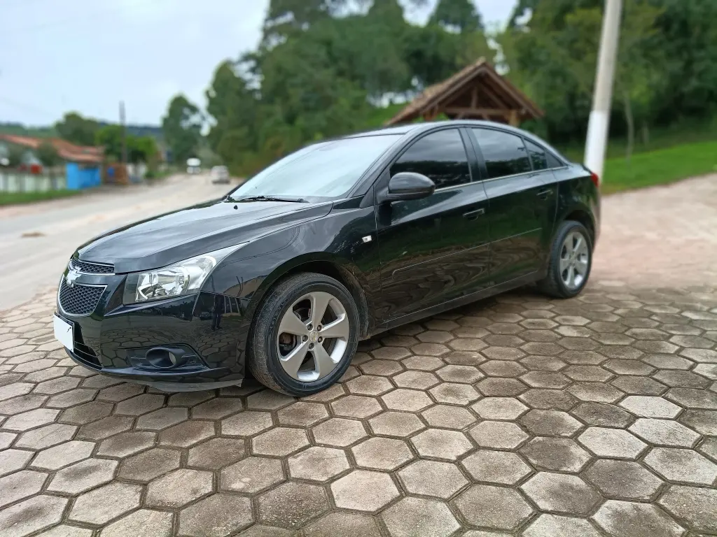CHEVROLET Cruze Sedan