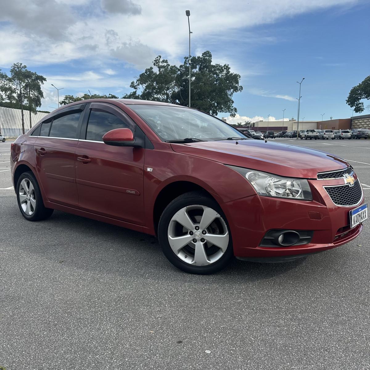 CHEVROLET Cruze Sedan - Foto