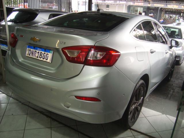 CHEVROLET Cruze Sedan - Foto