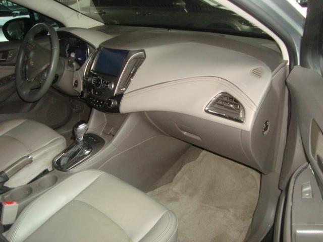 CHEVROLET Cruze Sedan - Foto