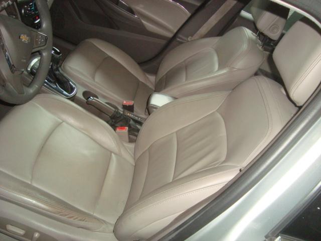 CHEVROLET Cruze Sedan - Foto