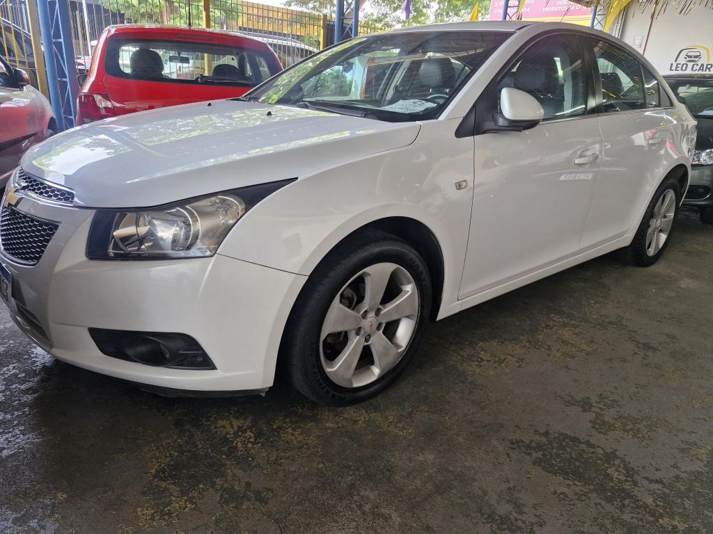 CHEVROLET Cruze Sedan - Foto