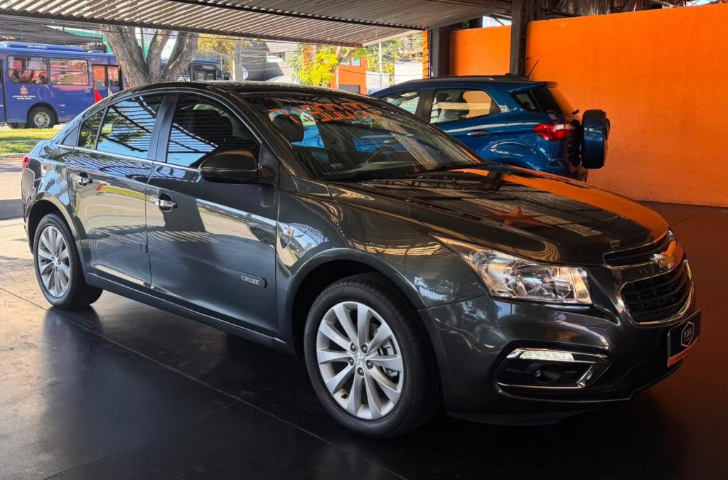 CHEVROLET Cruze Sedan - Foto