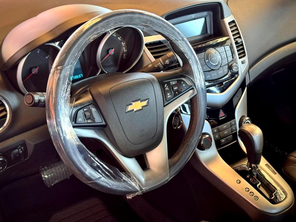 CHEVROLET Cruze Sedan - Foto